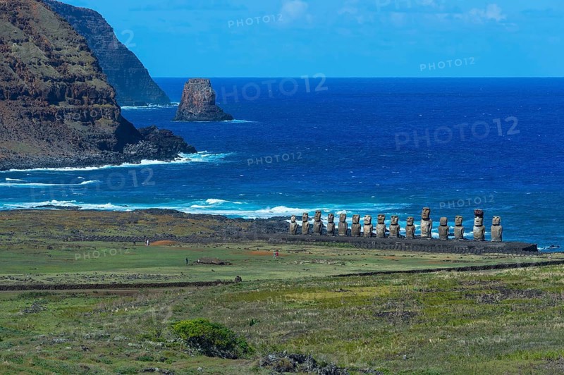 Moais at Ahu Tongariki