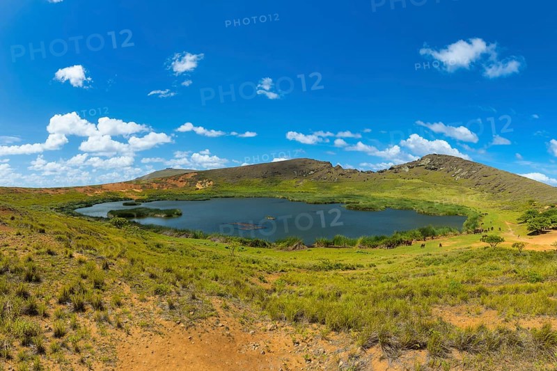 Rano Raraku crater lake
