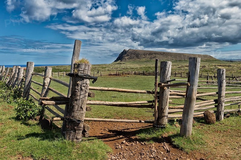 Rano Raraku volcano