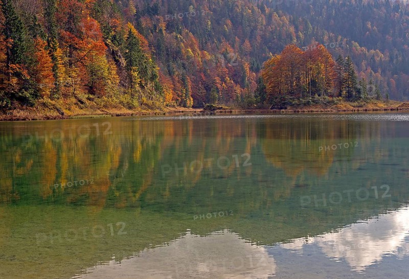 Weitsee lake in autumn