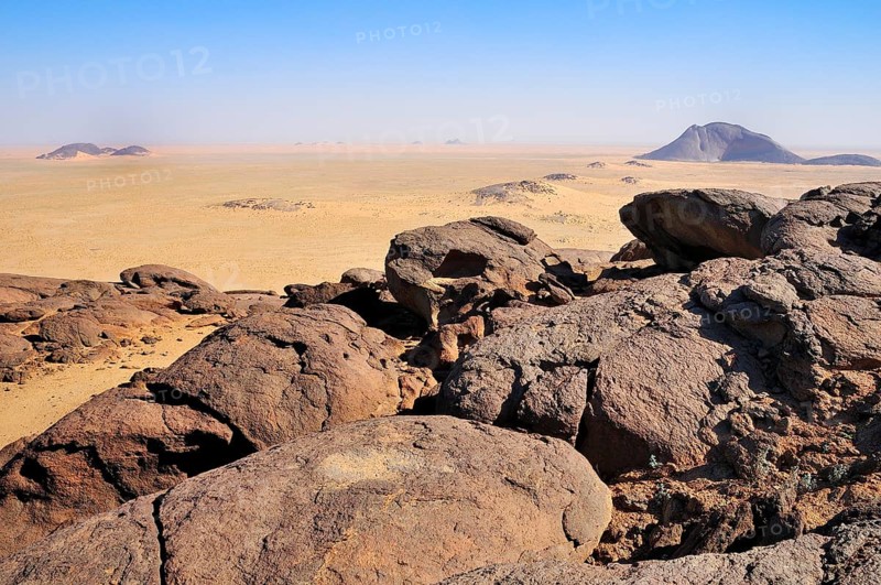 View from the Aicha monolith to the second largest monolith in the world