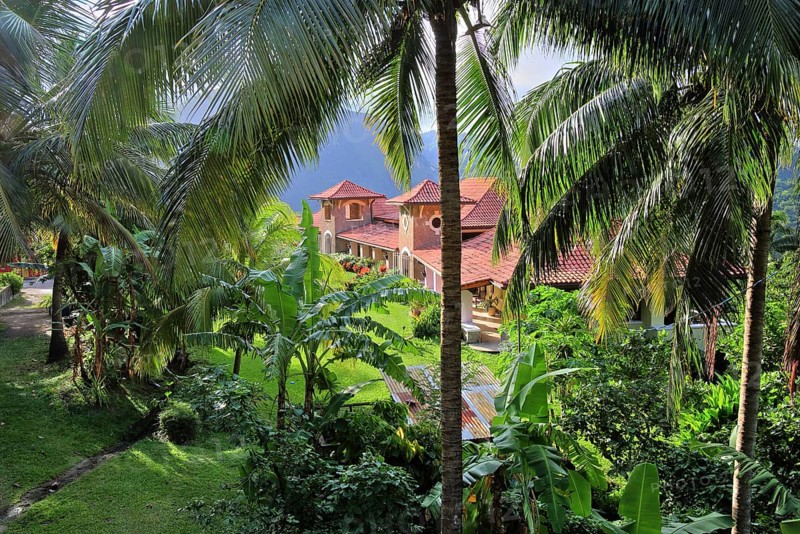 Tropical garden with Villa des La Haut Resorts