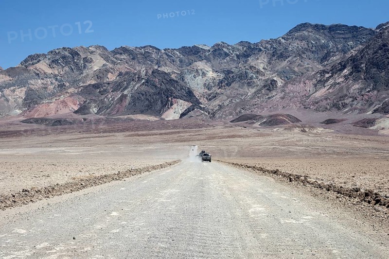 Gravel road to Devil's Golf Course