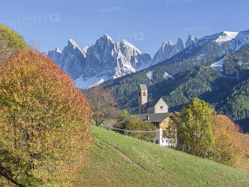 St. Jakob Church and Odle
