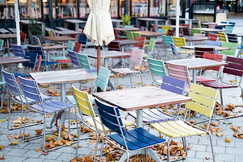 Lonesome street cafe