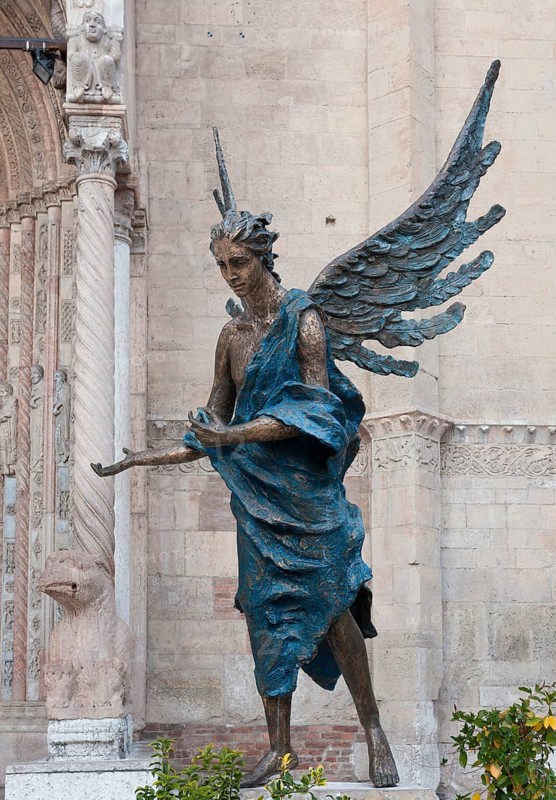 Blue angel in front of Verona Cathedral