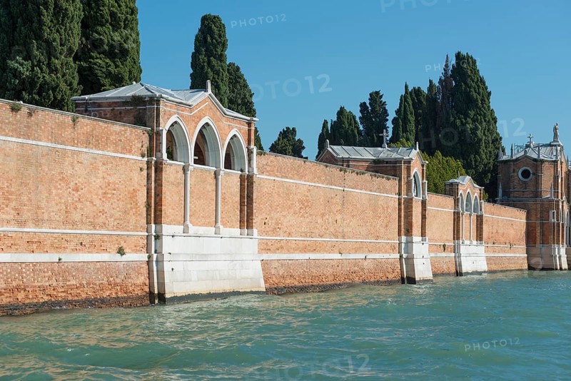 Cemetery island San Michele
