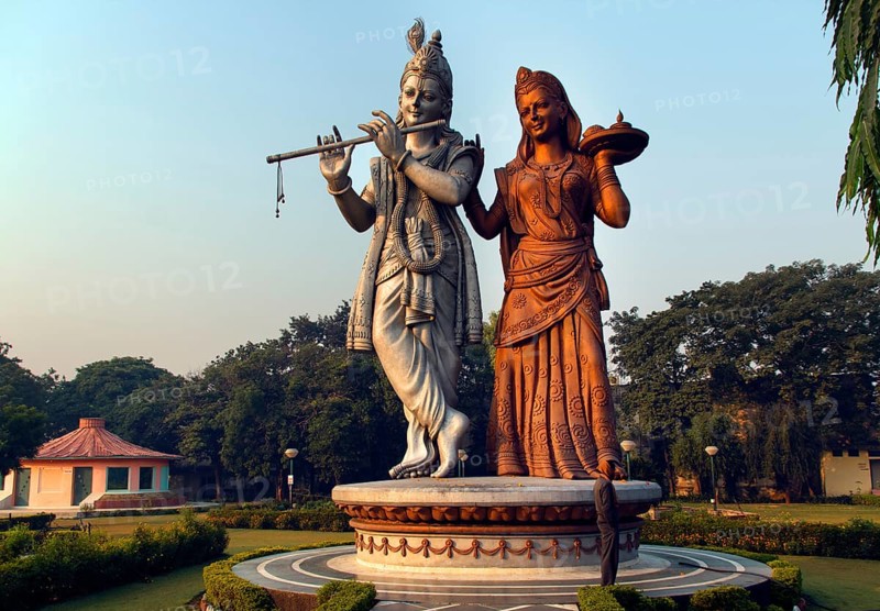 Lord Krishna and Radha statue