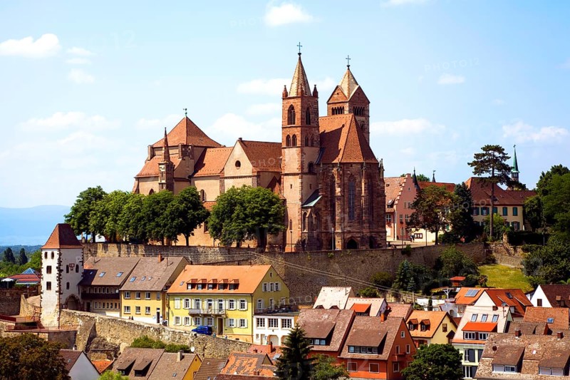 View from Eckhartsberg onto the historic centre with the Roman minster of St. Stephan