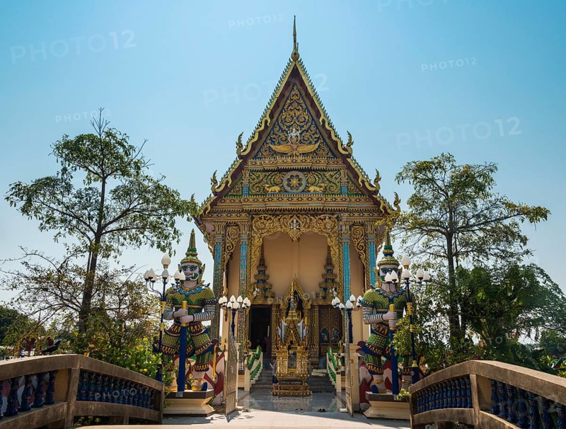 Wat Plai Laem Temple