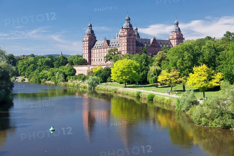 Johannisburg Castle by the river Main