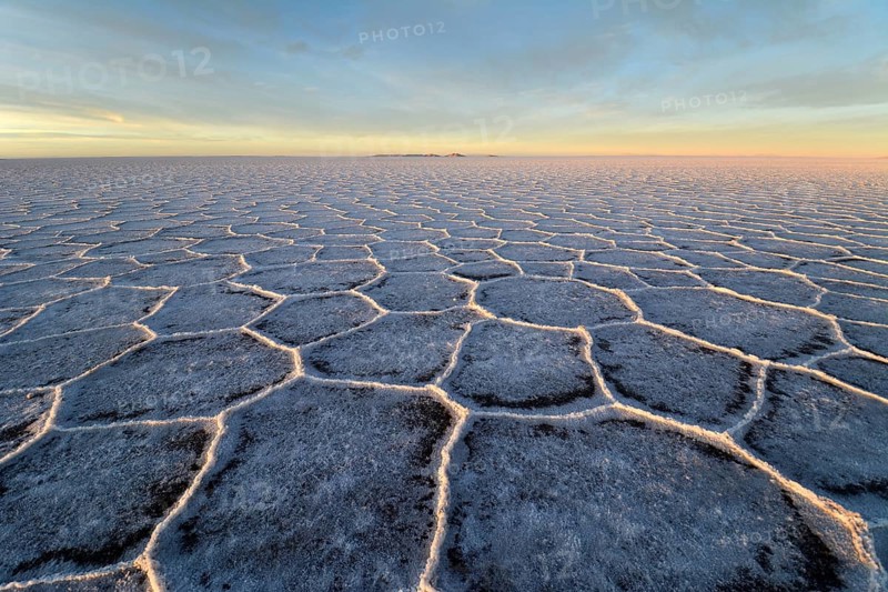 Honeycomb structure on Salar de Uyuni