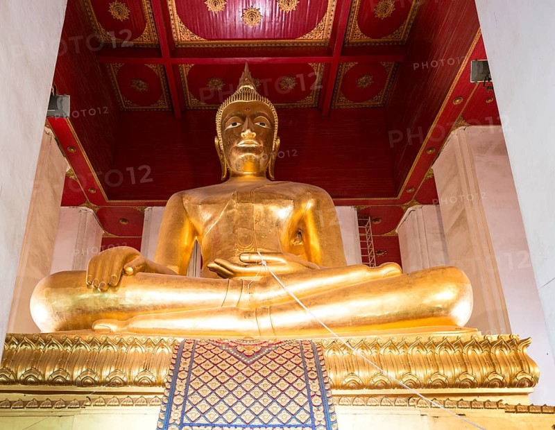 Giant gilded Buddha