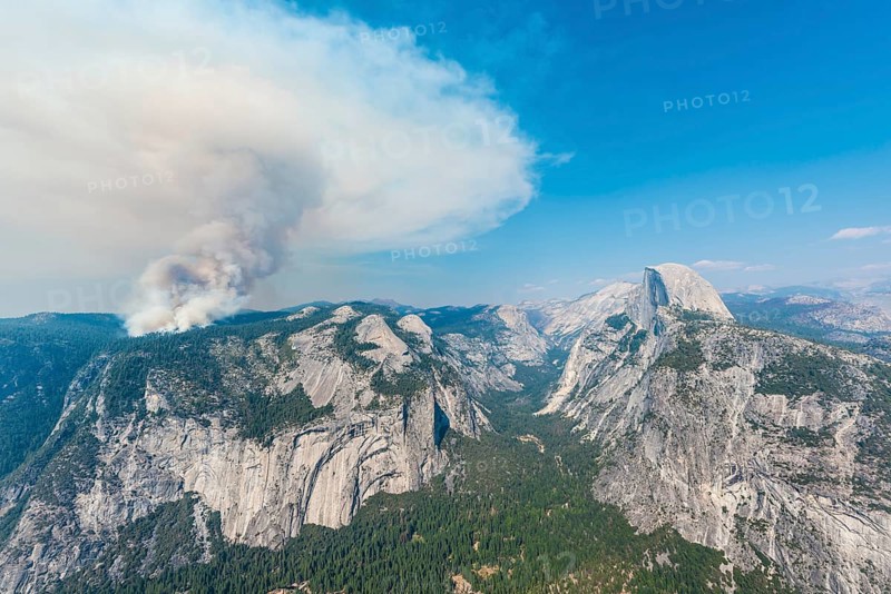 View from Glacier Point to the Yosemite Valley