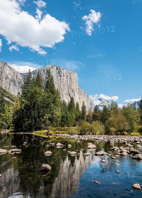 Valley View overlooking El Capitan and Merced River