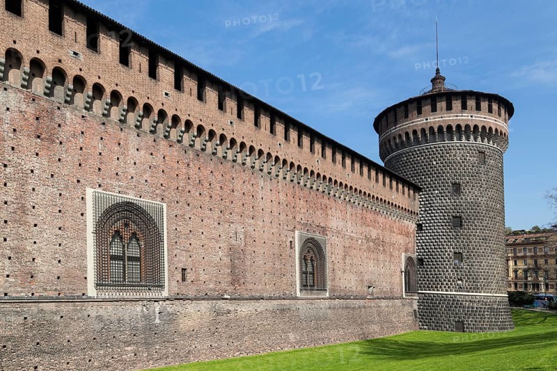 Defence tower and outer walls of Sforza Castle