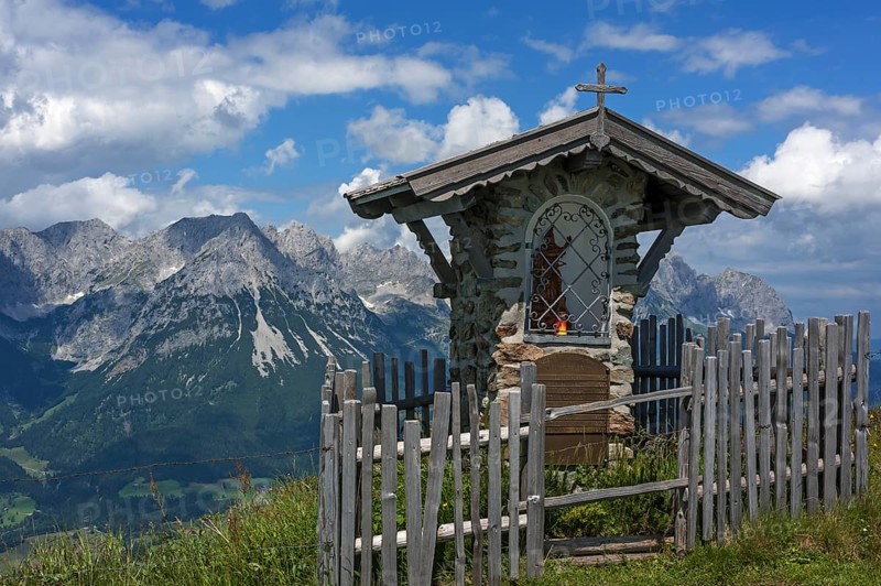 Memorial to Schattseitjager on Brandstadl