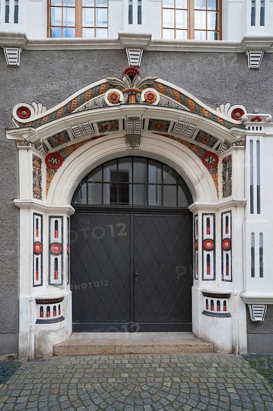 Decorative entrance portal