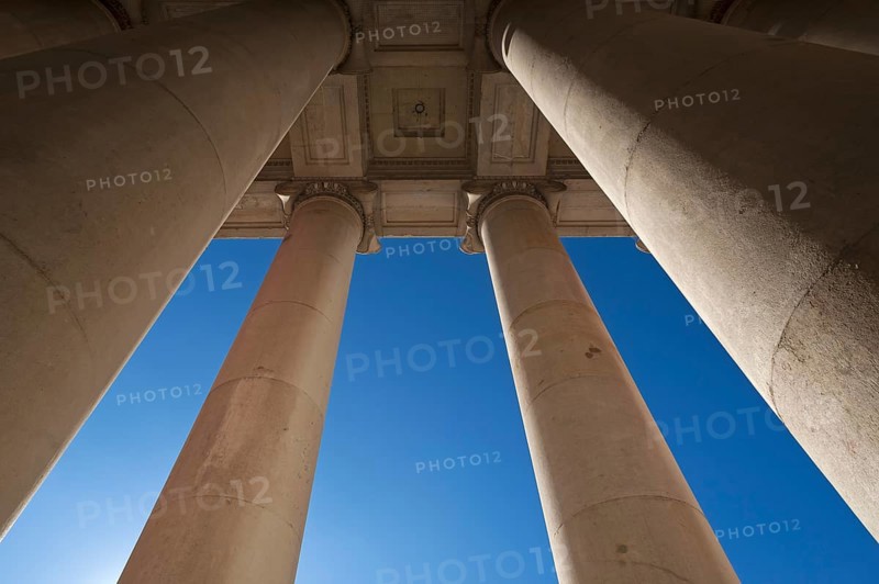 Columns with Ionic keystones