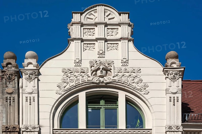Gable with Art Nouveau ornaments