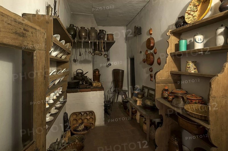 Kitchen dating from the Biedermeier period 1818-1848