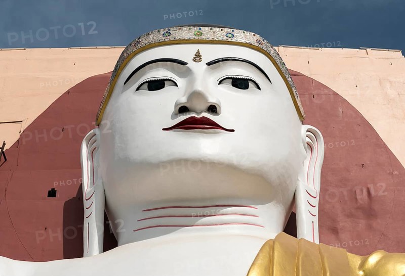 Face of a Buddha statue