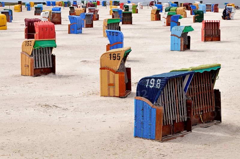 Beach chairs on the Nessmersieler beach