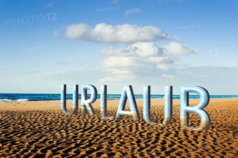 Beach with 3D lettering Urlaub or holidays