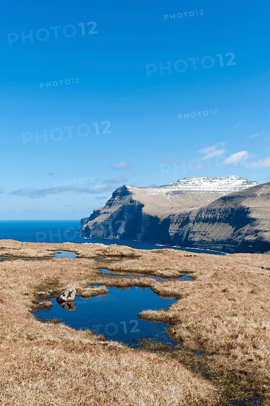 View of the sea and cliffs