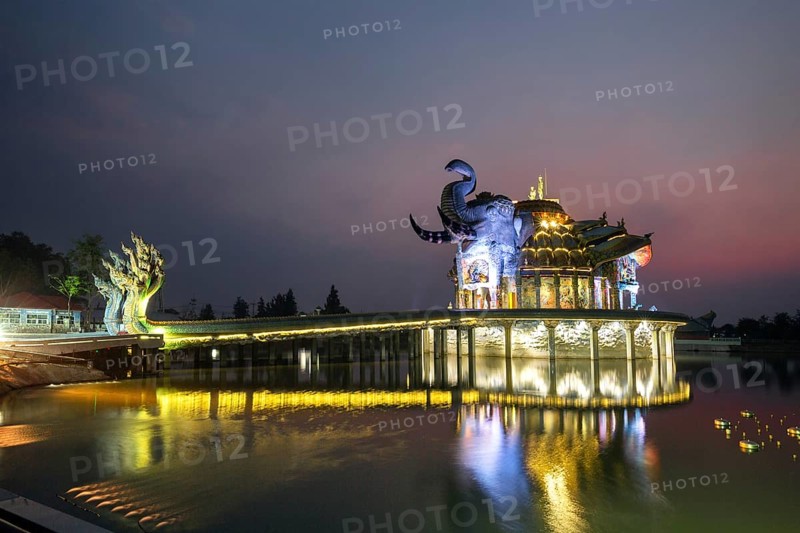 Seven-headed Naga serpent in front of the Elephant Temple Thep Wittayakhom Vihara