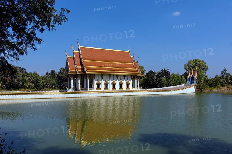 Wat Sa Suk Prasan temple ship in Wat Ban Na Muang