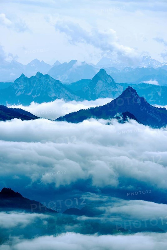 View from the Pilatus to the Kleiner Mythen and the Big Mythen
