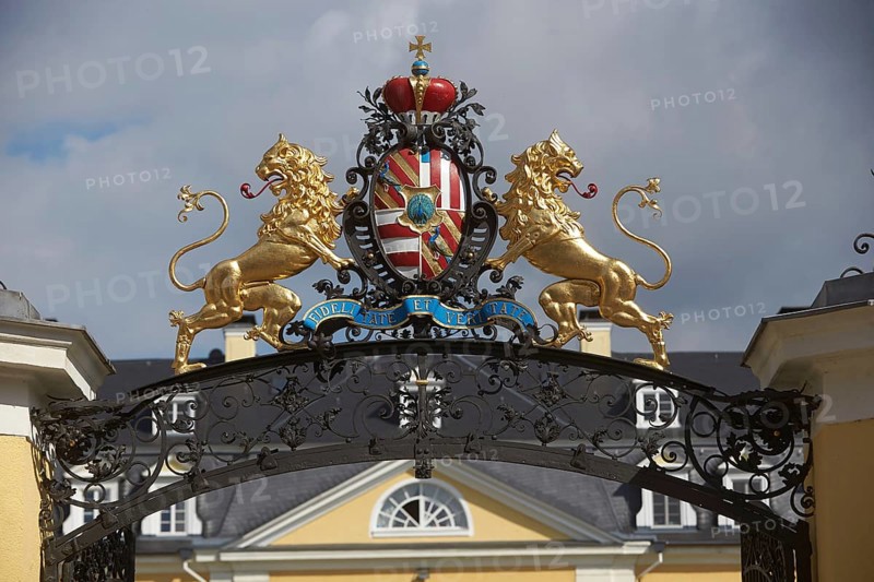 Family crest above the portal