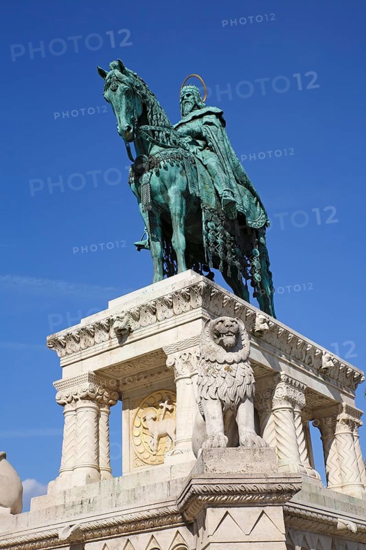 Equestrian statue King Stephen I. at the Fisherman's Bastion in the Castle District
