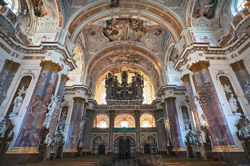 Organ loft