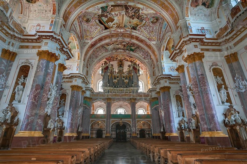 Organ loft