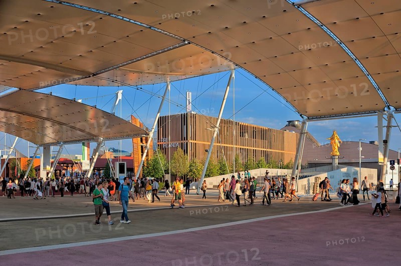Tent-roof street of the Expo 2015