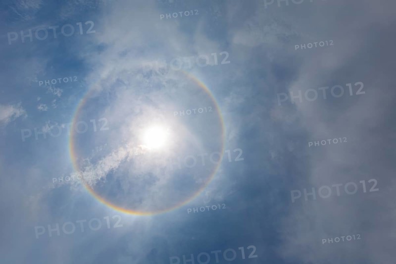 Sun with circular rainbow
