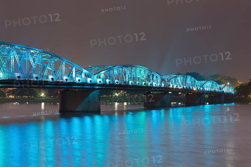 Trang Tien Bridge