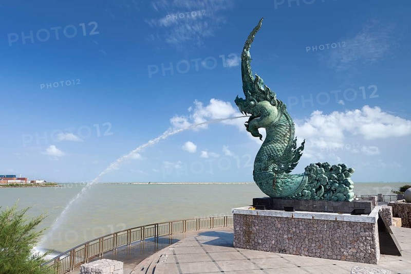 Dragon fountain on the promenade in Songkhla