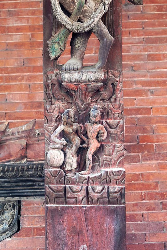 Erotic figures carved in wood