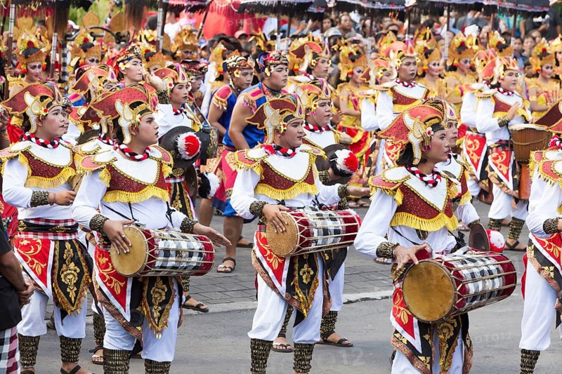 Balinese artists performing at the opening parade of the 2015 Bali Arts Festival