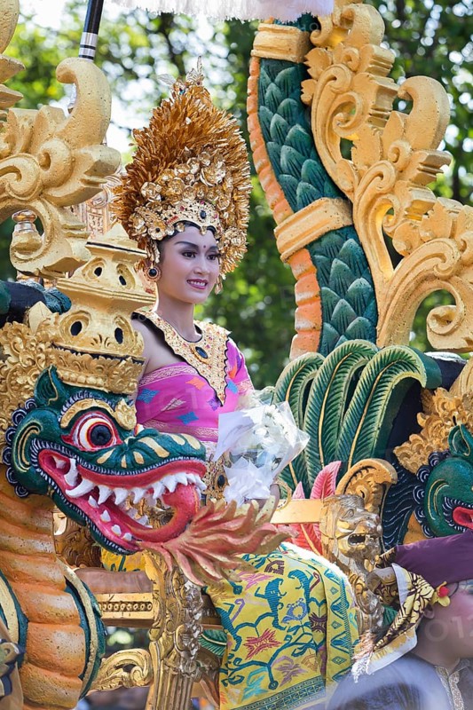 Balinese artist performing at the opening parade of the 2015 Bali Arts Festival