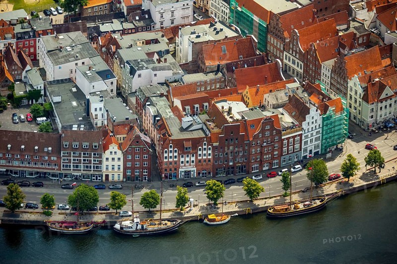 Town houses by the Trave