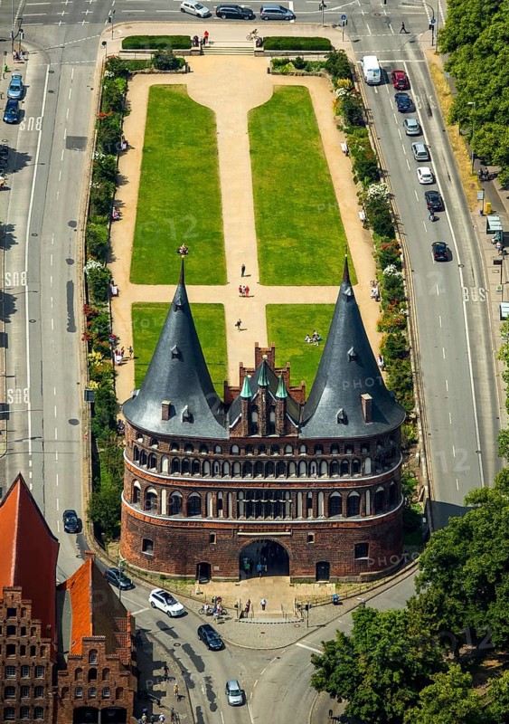 Holsten Gate