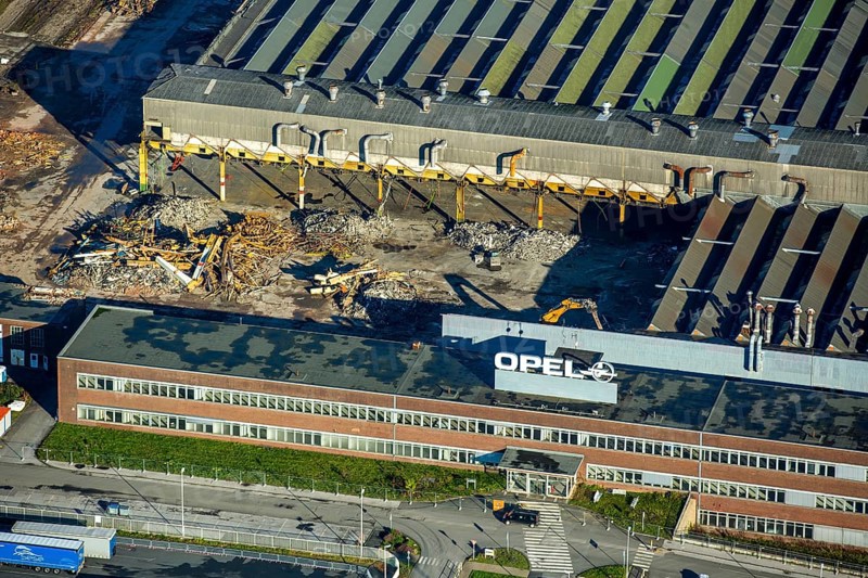Demolition of Opel plant 2 in Langendreer