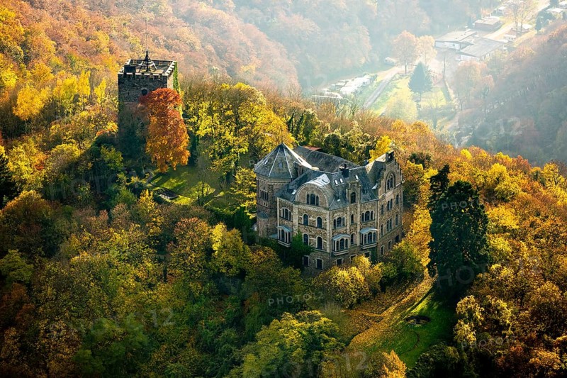 Burg Rheineck in the Rhine Valley