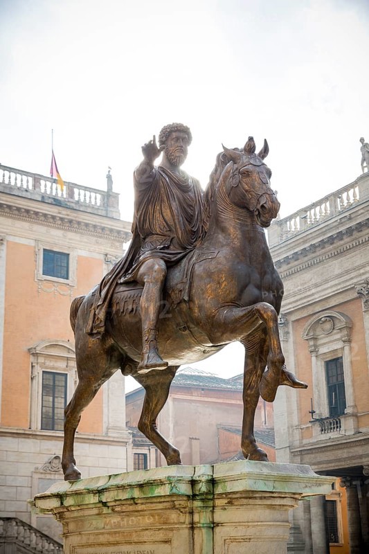 Equestrian statue of Marco Aurelio