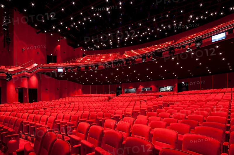 Auditorium floor and rank