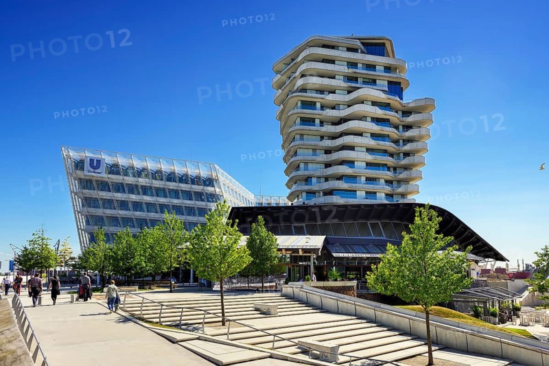 Unilever centre and Marco Polo Tower at Strandkai in the harbor city